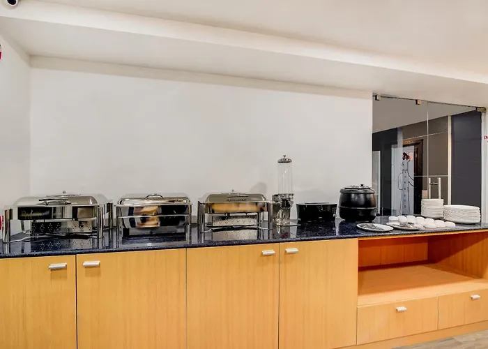 Townhouse Jaipur Airport Hotel